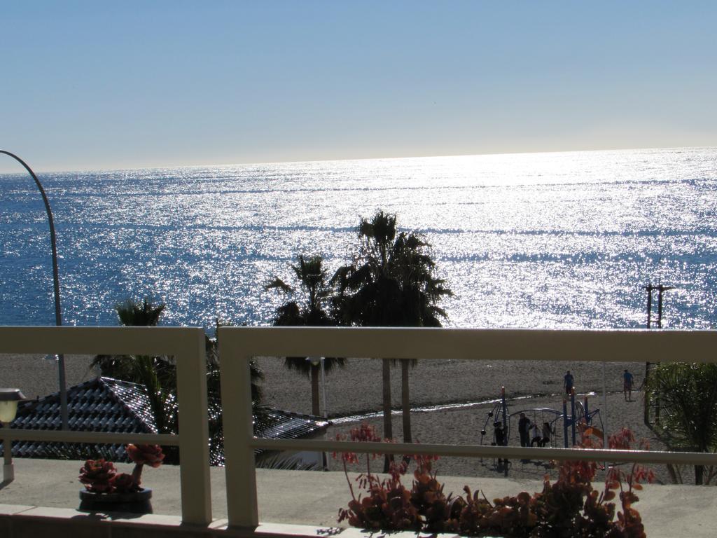 Home4Holidays Nerja Szoba fotó